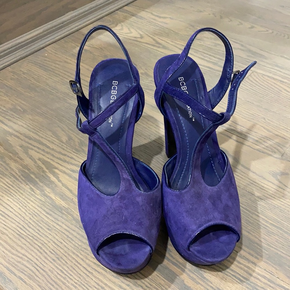 BCBG heels